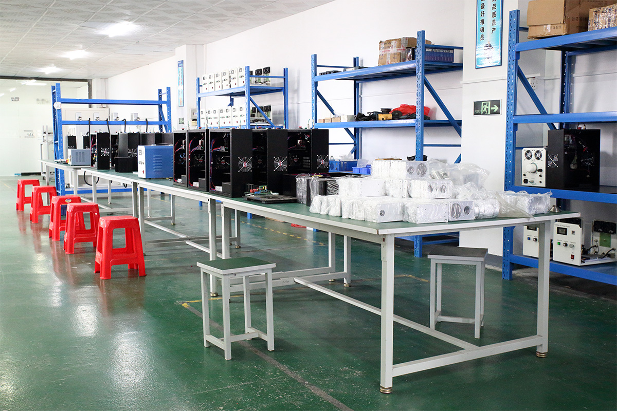 公司車間環(huán)境-金鉑利萊